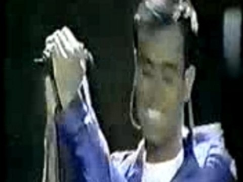 Enrique Iglesias Vivir Tour Miente