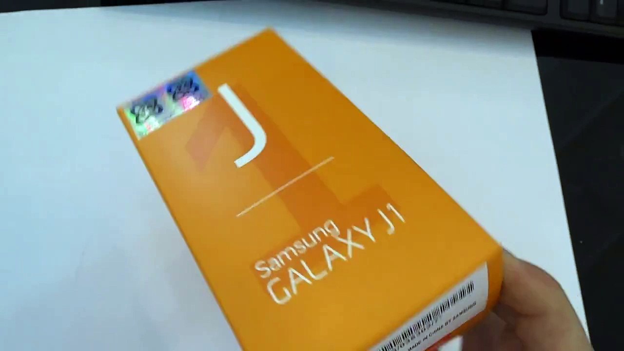 فتح صندوق جالكسي جي 1 & Unboxing Samsung Galaxy J1