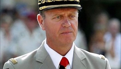 Un général français dénonce la manipulation dans l’affaire des attentats de Paris