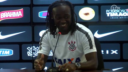 Após 'fico' de Jadson, Love brinca sobre conselho ao jogador