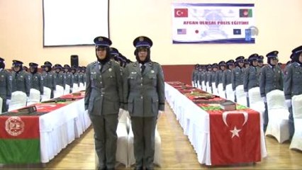 Afgan Kadın Polislerin Mezuniyet Heyecanı