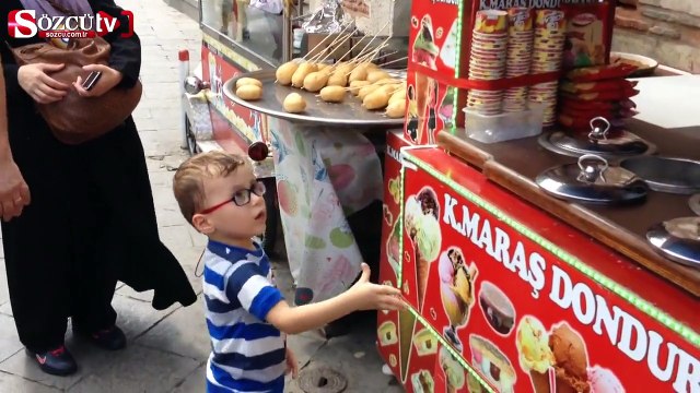 Maraş Dondurması ile çocuk çıldırtmak!