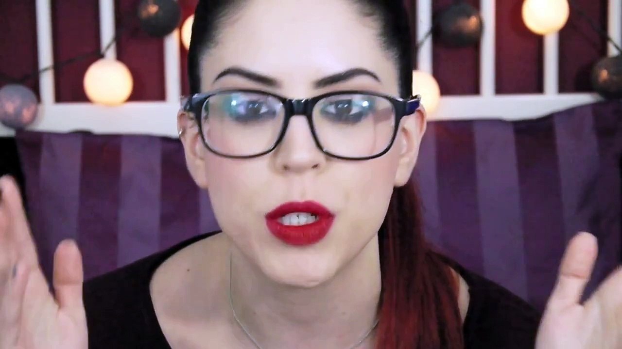 Makeup Tips for Glasses Wearers