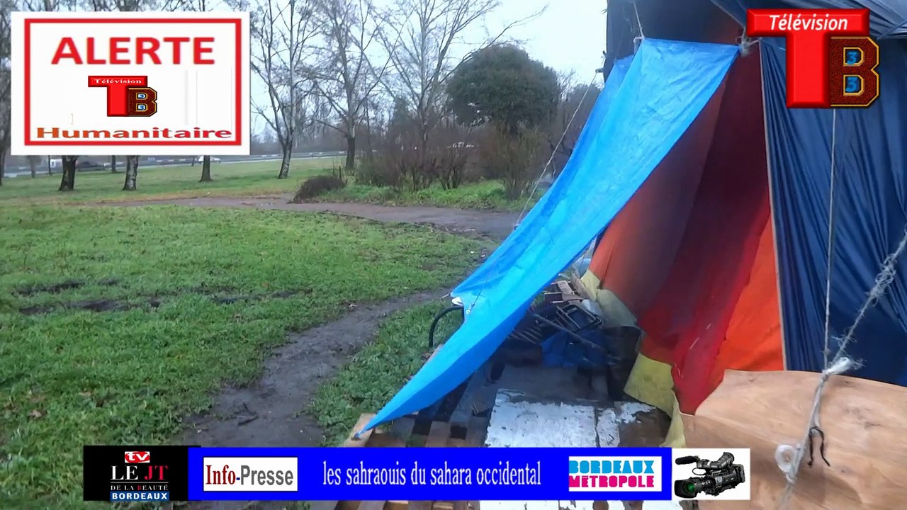 Télévision-Bordeaux-33 les journalistes au squat des réfugiés du pont st Jean Bordeaux.