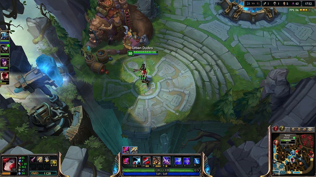 League of Legends Game Playing