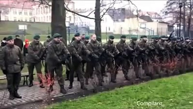 Amazing Near Misses Compilation, Car Accidents, People Almost dying, Truck Crashes Funny Scary