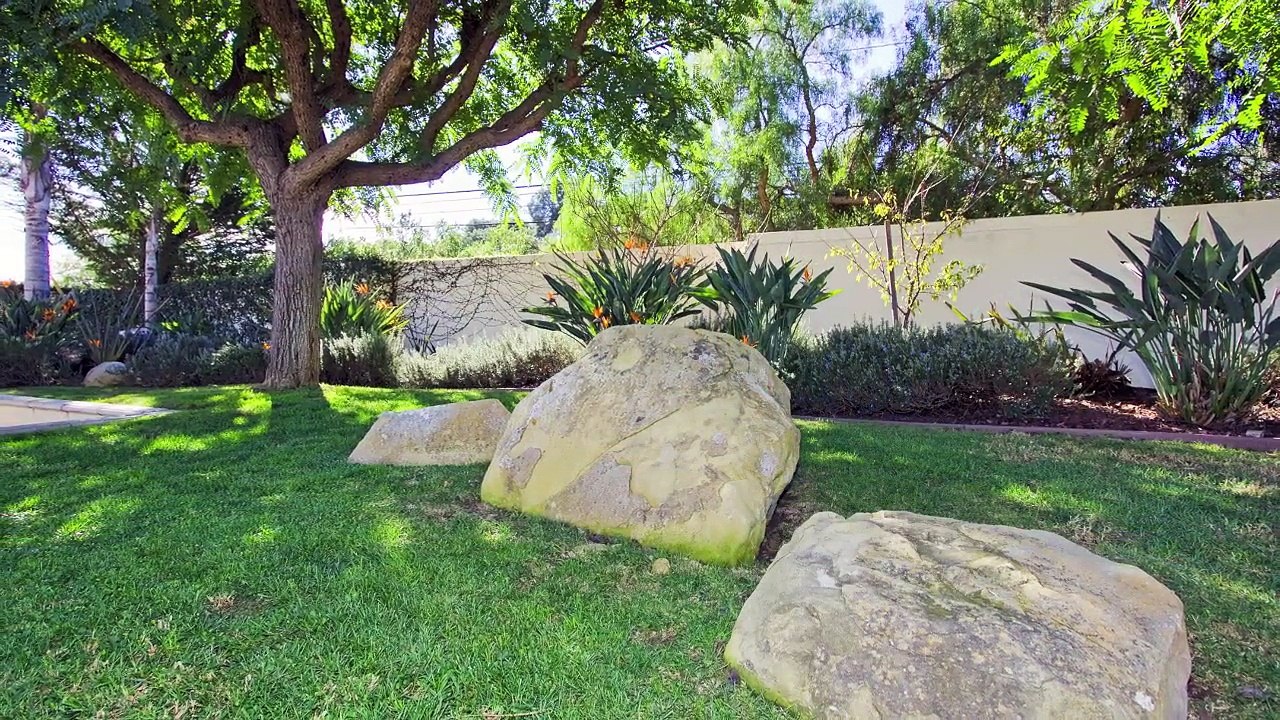 Santa Barbara real estate video tour slideshow luxury home from Village Properties Louise McKaig