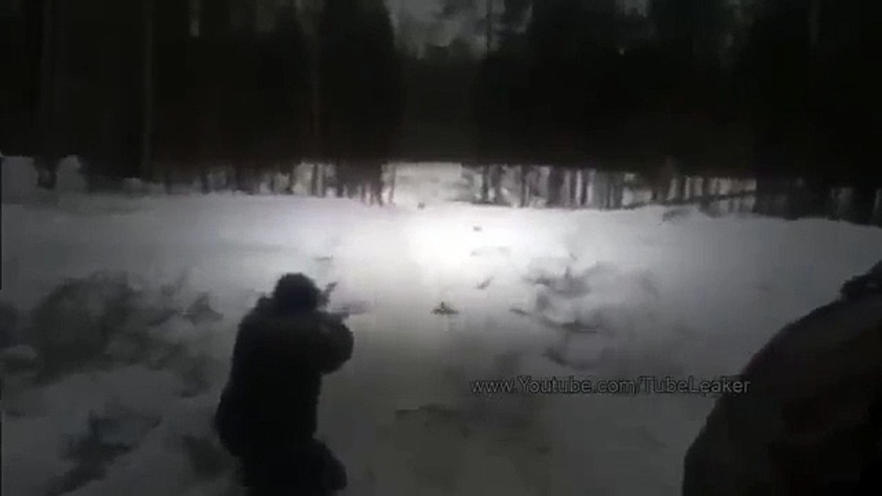 Hunting Fail - Hunter Has Close Encounter With Wild Boar And Flees Immediately