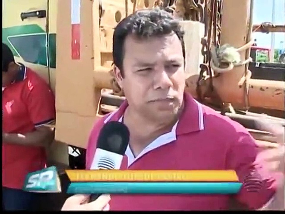 GREVE DOS CAMINHONEIROS: Motoristas bloqueiam rodovias paulistas (27/2/2015)