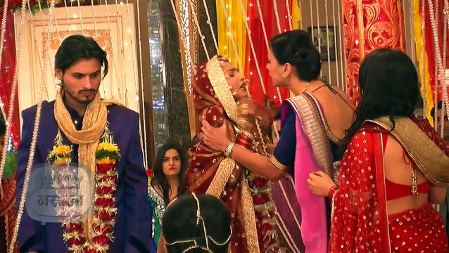 Ishaani Leaves Lipstick Marks on Ranveer Meri Aashiqui Tumse Hi