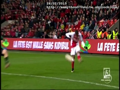 STANDARD « Deux adversaires : le gardien et le terrain »