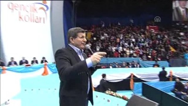 Davutoğlu: Türkiye'de Şiddetin, Silahın Dili Sona Erecek, Demokratik Siyasetin Önü Açılacaktır