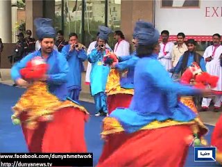 Dunya News - Karachi: People enjoy 3rd day of expo Pakistan Festival