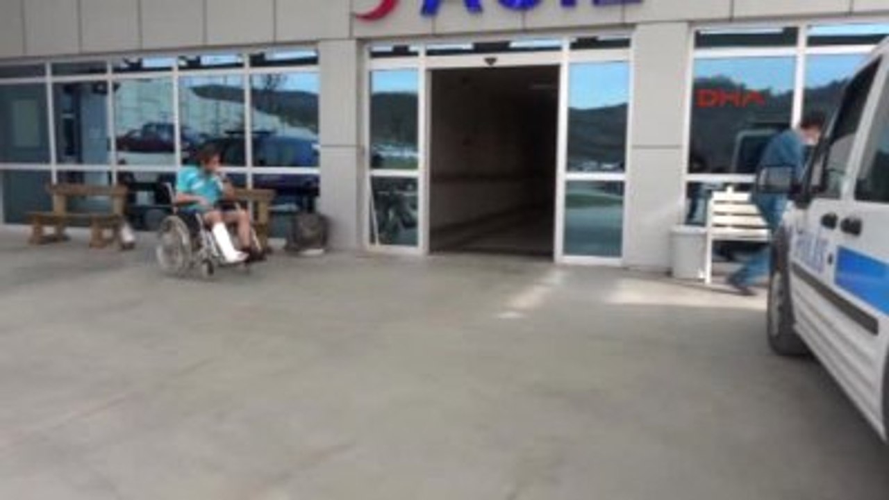 Zonguldak - Genç Kadın, Eşini Bıçakladığı İddiasıyla Gözaltına Alındı