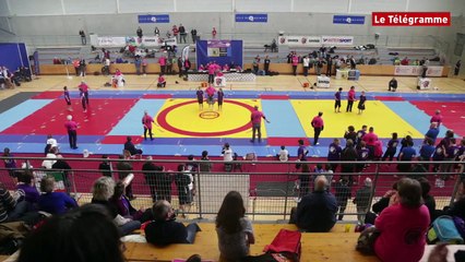 Lutte écossaise. "Contre les étrangers, on apprend des techniques"