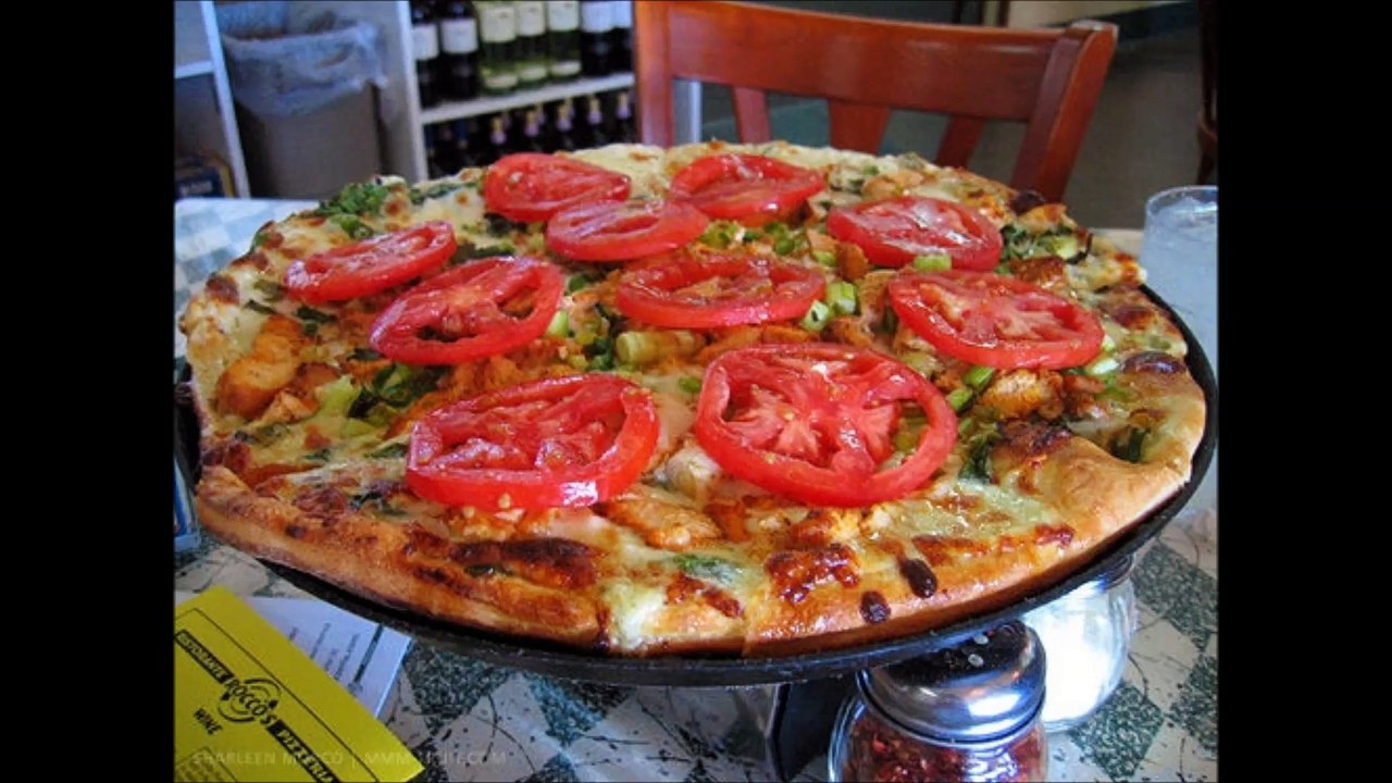 Best Italian Pizza: Rocco's Ristorante & Pizzeria Walnut Creek CA