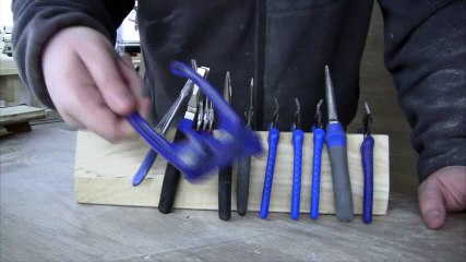 Make a simple pliers-rack that actually works.