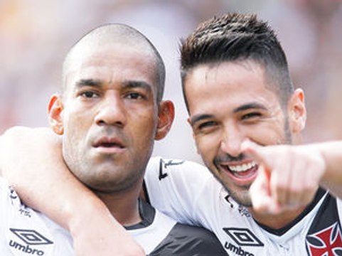 Doriva celebra bom aproveitamento de zagueiros