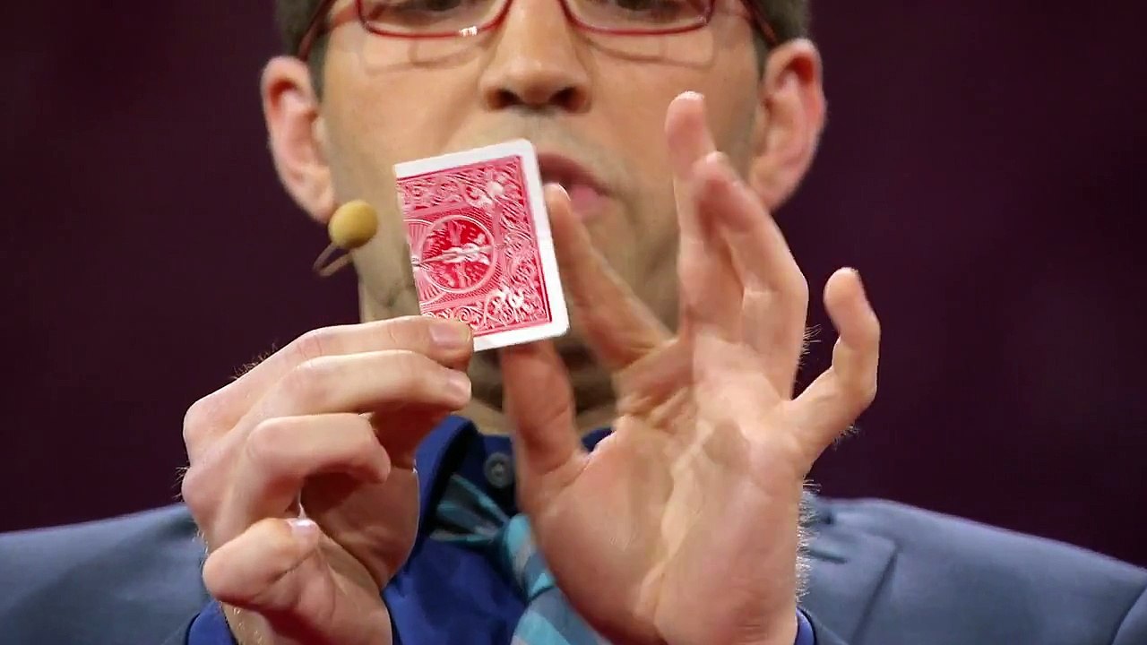 Helder Guimarães - A magical search for a coincidence.