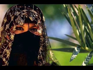 عدى مليح الأوصاف - محمد قنديل و حوريه حسن