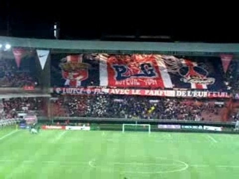 tifo auteuil lololo psg benfica