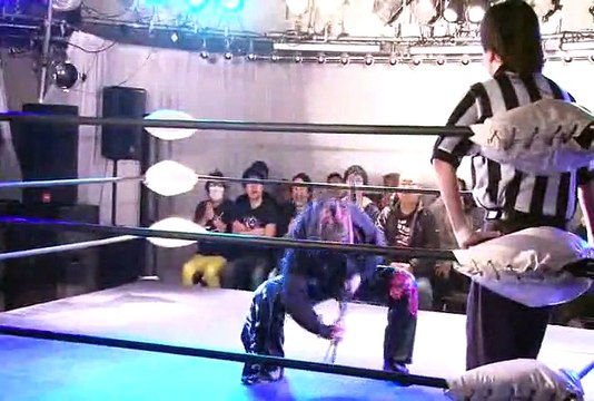 Hiroshi Fukuda vs. Isami Kodaka (UNION)