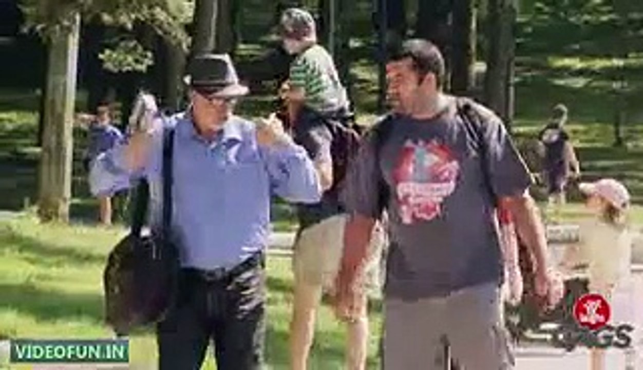 Walk Straight Prank Funny(wapking.cc)