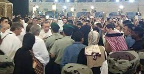 Erdoğan, Gece Yarısı Umre Yaptı