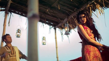 Halka Halka Suroor - Farhan Saeed (Official Video)