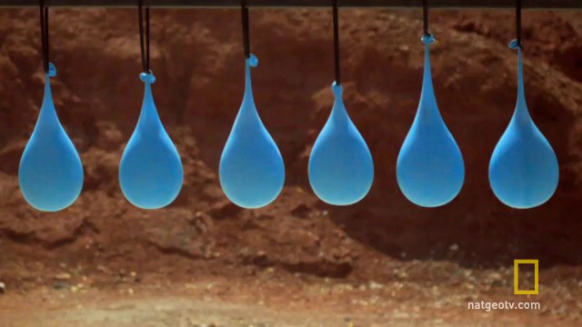 Combien de ballons pour stopper une balle de revolver ?