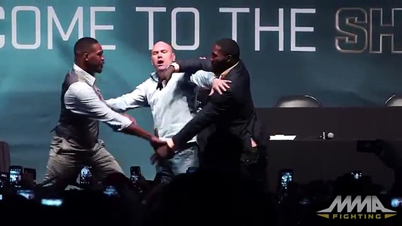 Jon Jones, Anthony Johnson Play Prank on Dana White
