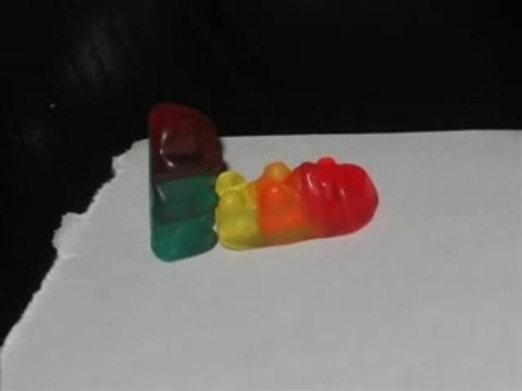 In bed with nounours HARIBO