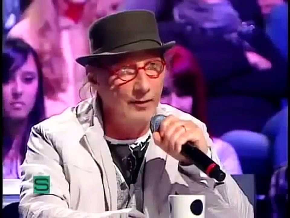 MINI BEYONCE Dancing SINGLE LADIES