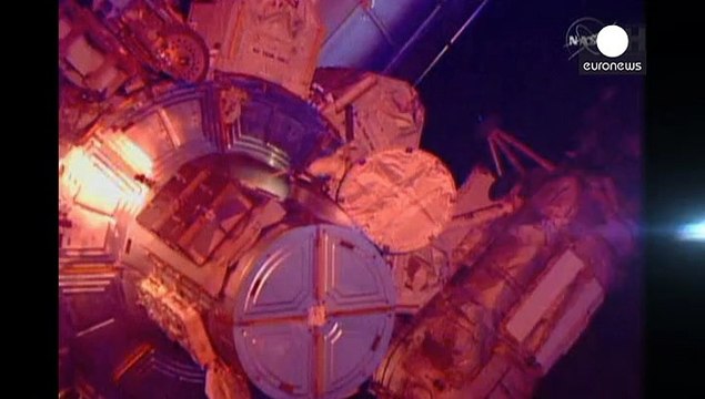 ISS: sette ore di passeggiata spaziale per due astronauti