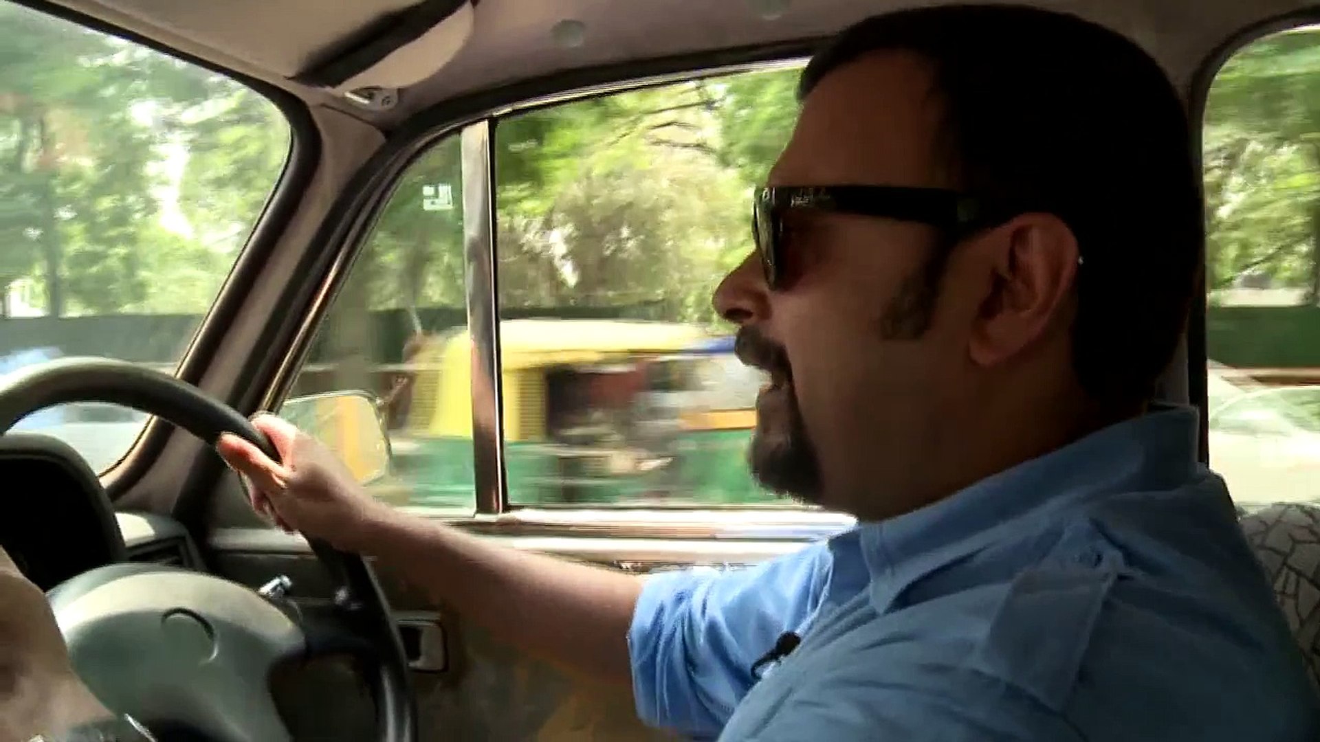 India's iconic Ambassador car - BBC News