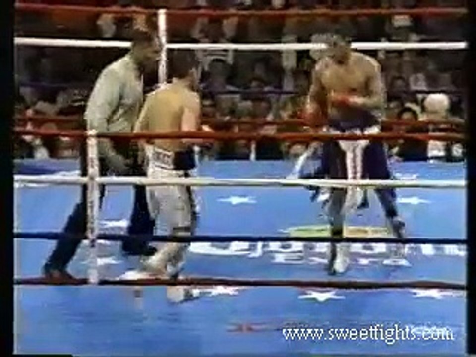 Julio Cesar Chavez vs Hector Camacho