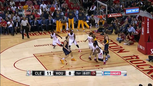 Le chase-down block de Lebron James sur James Harden
