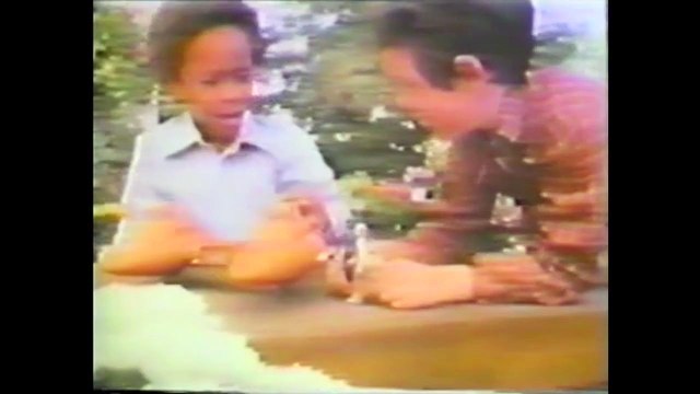 Original Empire Strikes Back Toy Commercial - Twin Pod Cload Car and Pilot