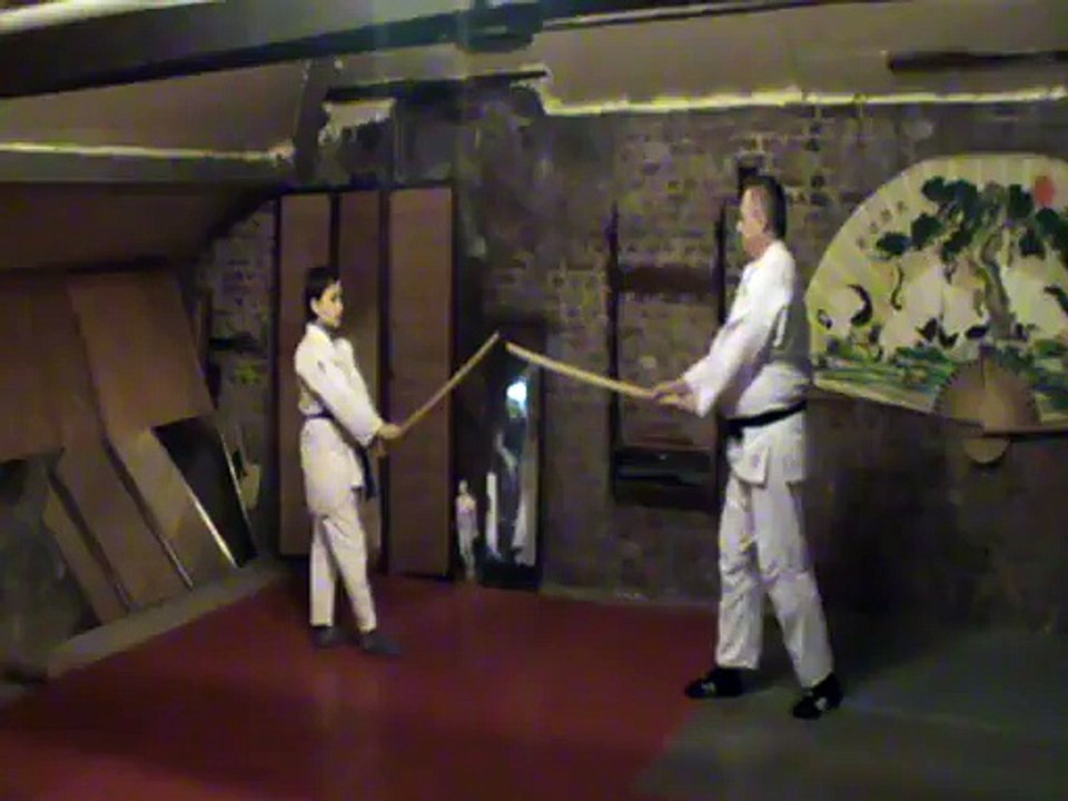 Ken : shomen awase jodan gyaku tsuki to uchi  maai