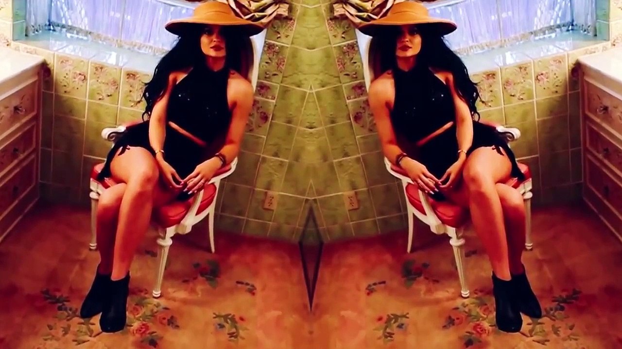 Kendall n Kylie Jenners Artistic PacSun Commercial 2015