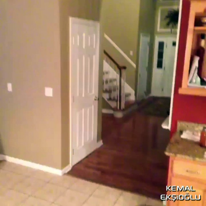 Babasını Korkutmaya Çalışan Çocuğun Dramı