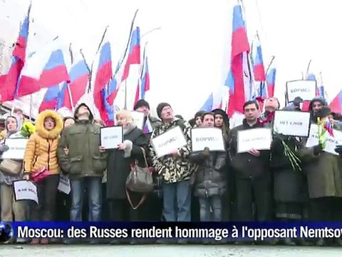 Moscou: des dizaines de milliers de personnes rendent hommage à Boris Nemtsov