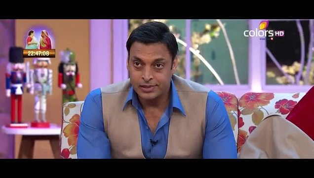 Shoaib Akhtar in India making fun of umer akmal for dropping catches