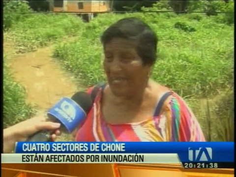 Cuatro sectores se inundan en Chone