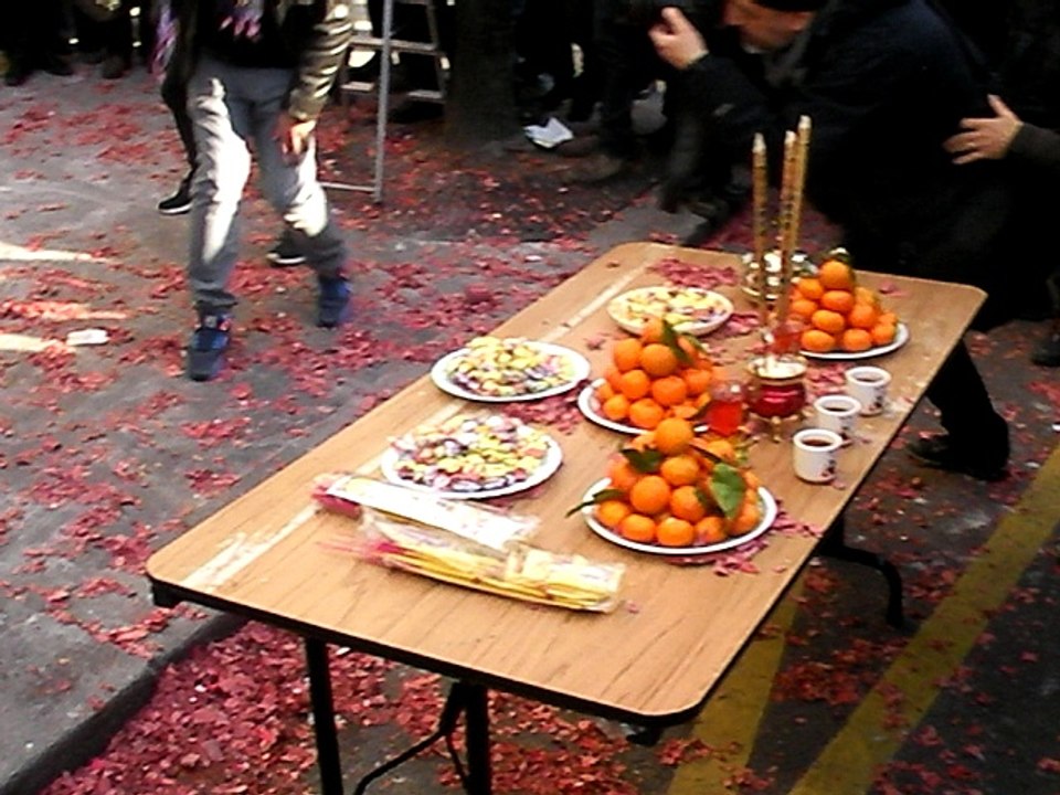 Nouvel An Chinois Vietnamien Pétard Chinatown Paris Happy Têt 2015 Mov2