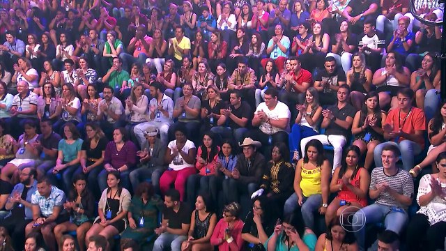 OS ILUMINADOS - Paula Fernandes e Alexandre Pires salvam 4 candidatos - Domingão do Faustão 01-03-2015