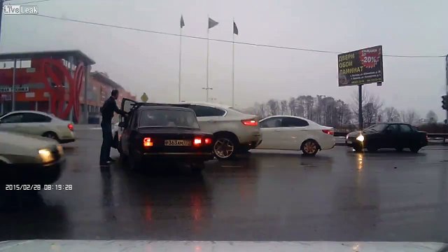 Road rage fails miserably when Mr Tough forgets to put the brakes on