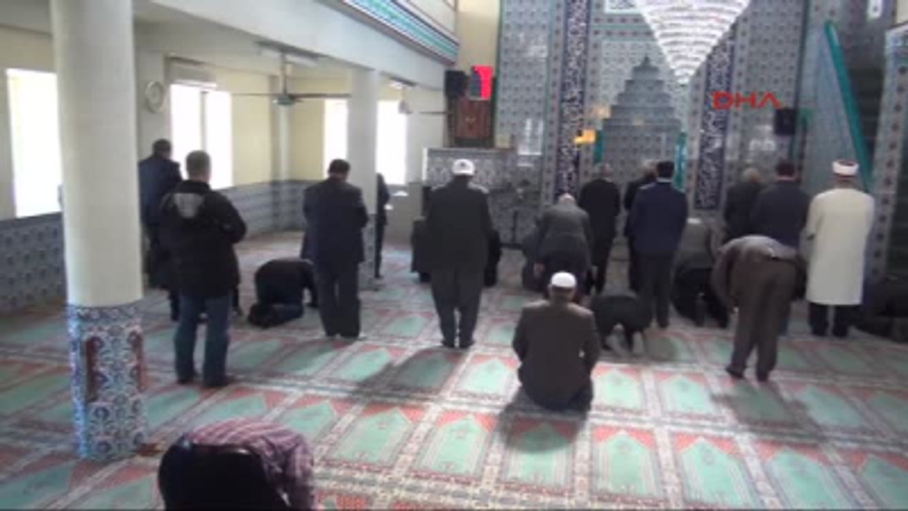 Osmaniye - Yaşar Kemal İçin Köyünde Gıyabi Cenaze Namazı Kılındı