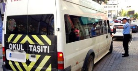 12 Yaşındaki Kız Öğrenciye Okul Servisinde Tecavüz!