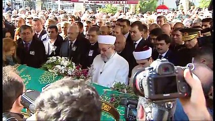 Yaşar Kemal son yolculuğuna uğurlandı